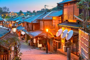 Tokyo Moves to Tighten Rules on Short-Term Rentals Amid Tourist Complaints